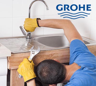 монтаж смесителей Grohe на мойку на кухне